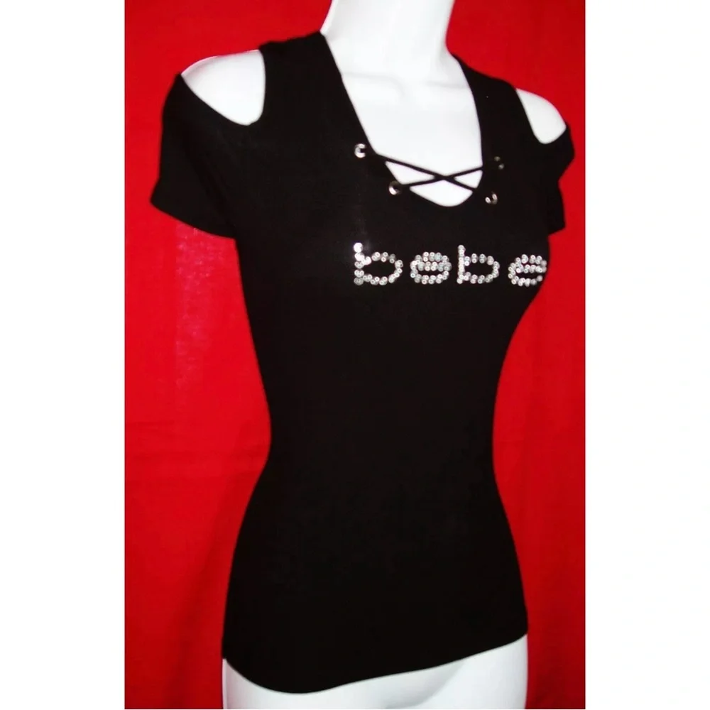 New Bebe Black Cold Shoulder Crystal Logo Lace Up Top XL - Picture 2 of 7